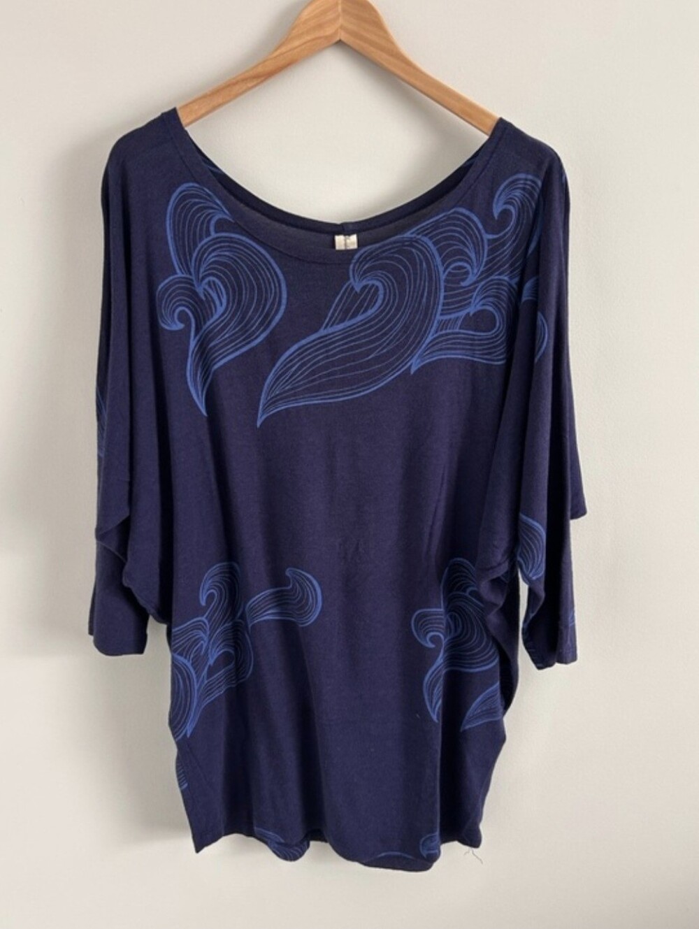 Smoking Lily Ina Top Blue Waves